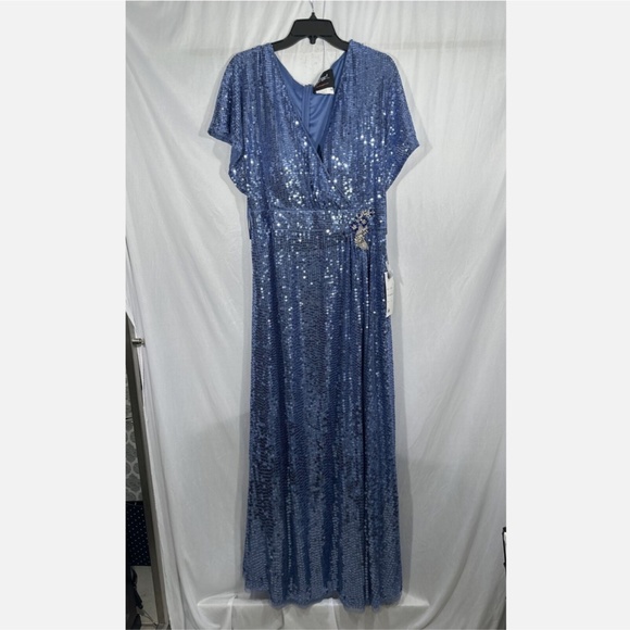 NWT $598 Mac Duggal [ 18 ]‎ Sequined Butterfly Sleeve Wrap A-line Gown Blue - Picture 8 of 15